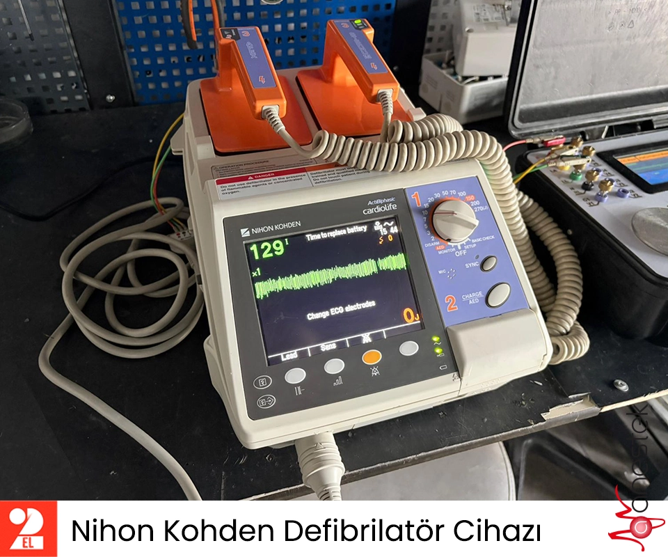                   2.El Nihon Kohden Defibrilatör Cihazı